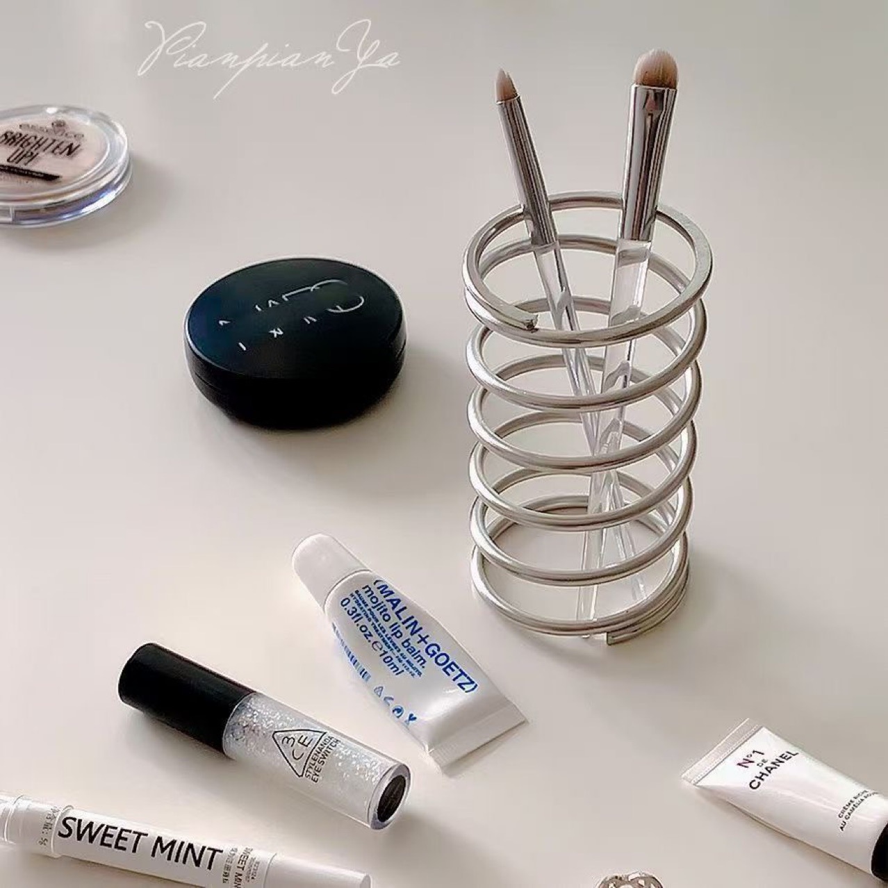 Tiny Home Bathroom Kit - 스테인레스 스틸 칫솔 홀더 금속 욕실